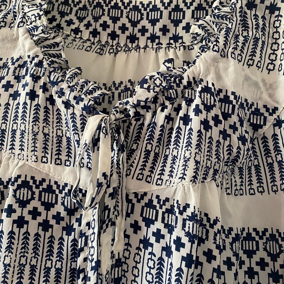 Boho washable silk top.  Looks perfect with jeans. Cool. - Picture 2 of 2